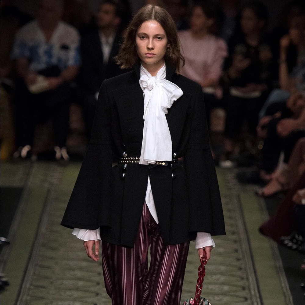 💲1️⃣2️⃣0️⃣0️⃣Burberry Pea Coat